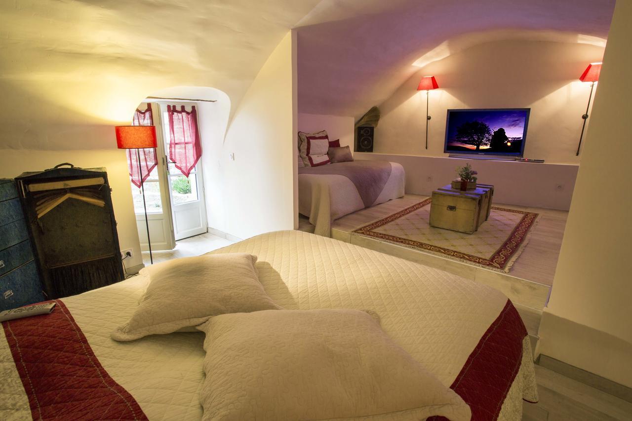 Bed and Breakfast Le Jas de Péguier Châteauneuf-Val-Saint-Donat Esterno foto
